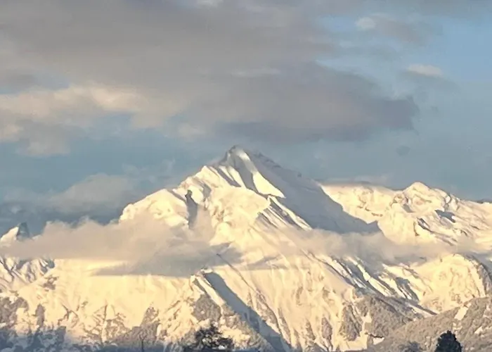 Appartement Au Village De Nax, Ravissant 2 Pieces Et Demi Avec Terrasse *